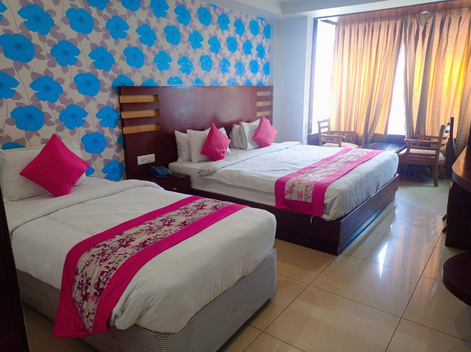 Hotel Sgt Plaza Varanasi Dış mekan fotoğraf