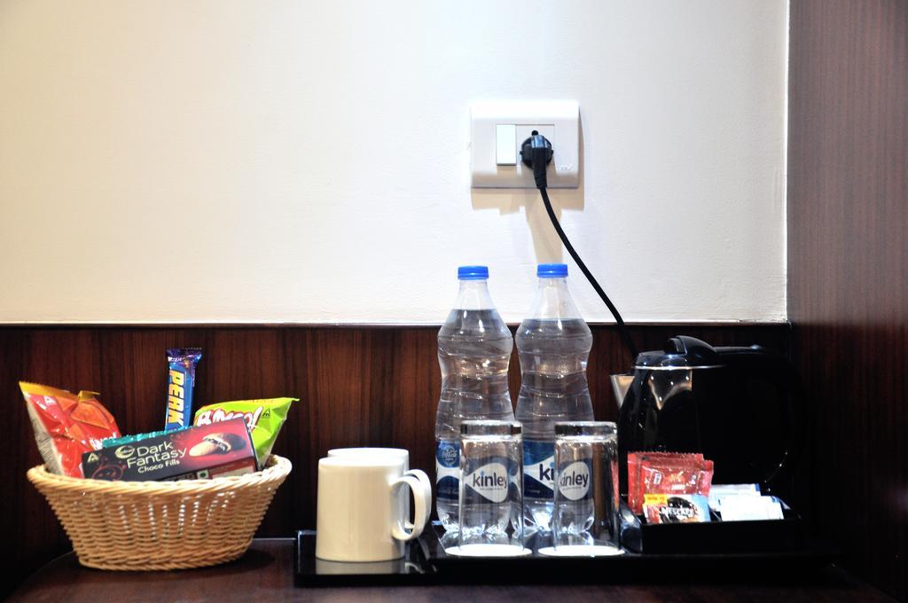 Hotel Sgt Plaza Varanasi Dış mekan fotoğraf